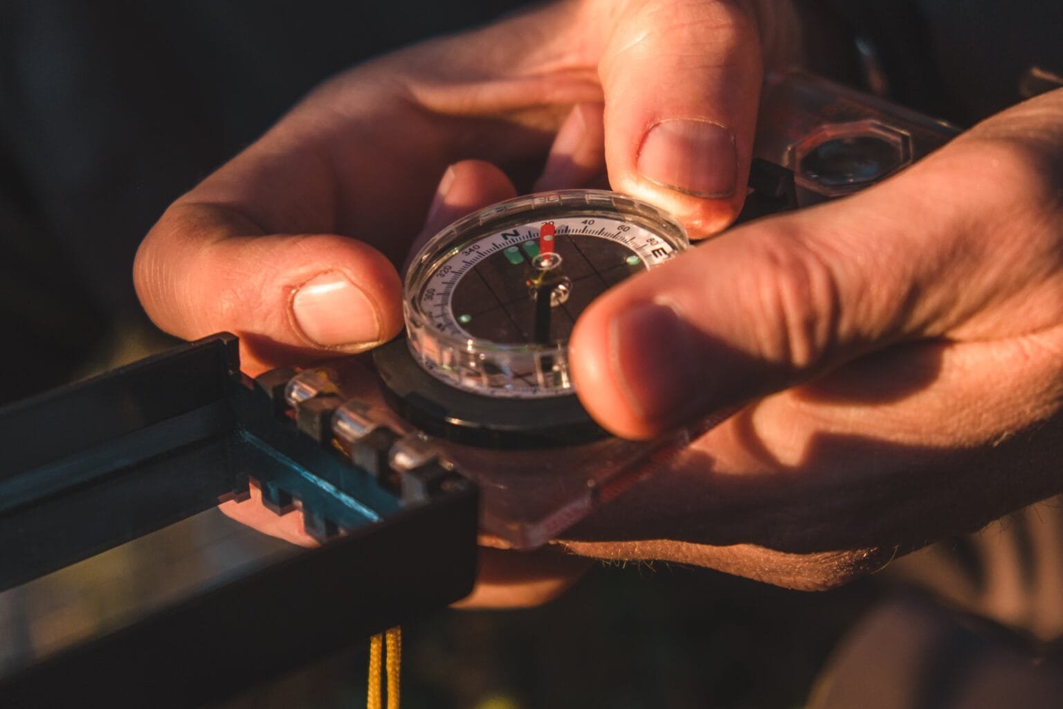 How to Read a Compass in 60 Seconds (No GPS Needed)