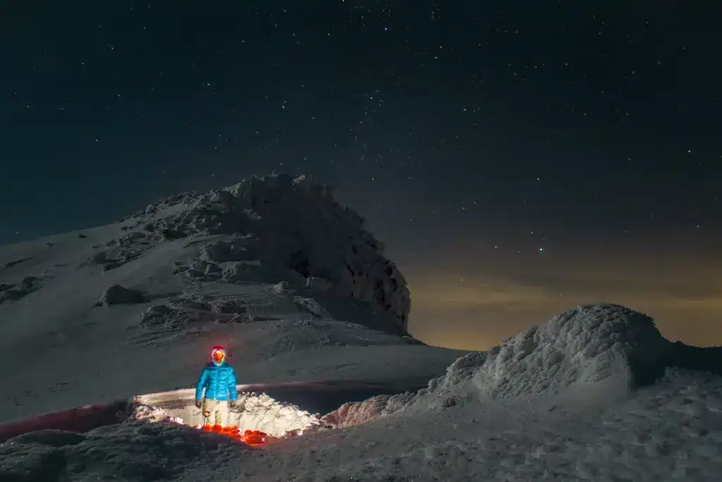 Not navigate at night in winter storm